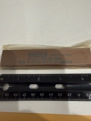 New Norton MT124 Medium India Stone, 4 1/2″ X 1″ X 5/16″