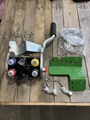 John Deere 2 Remote Quick Connect Axx11352