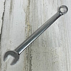 Gray Canada 24MM Metric Combination Open and 12 Pt Box End Wrench M024